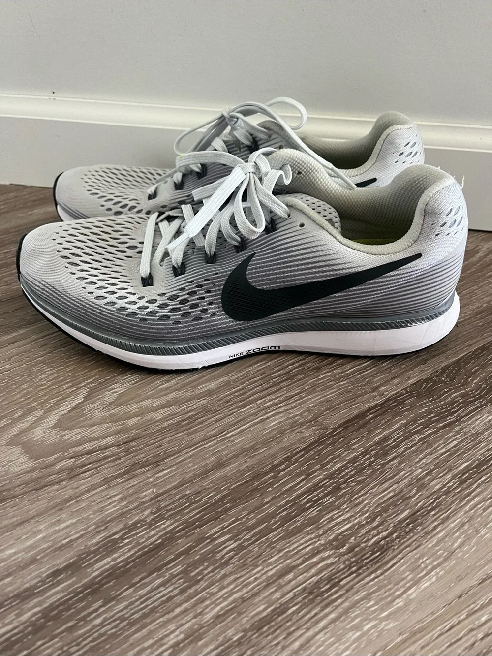 Nike Pegasus White and Black Running Shoes